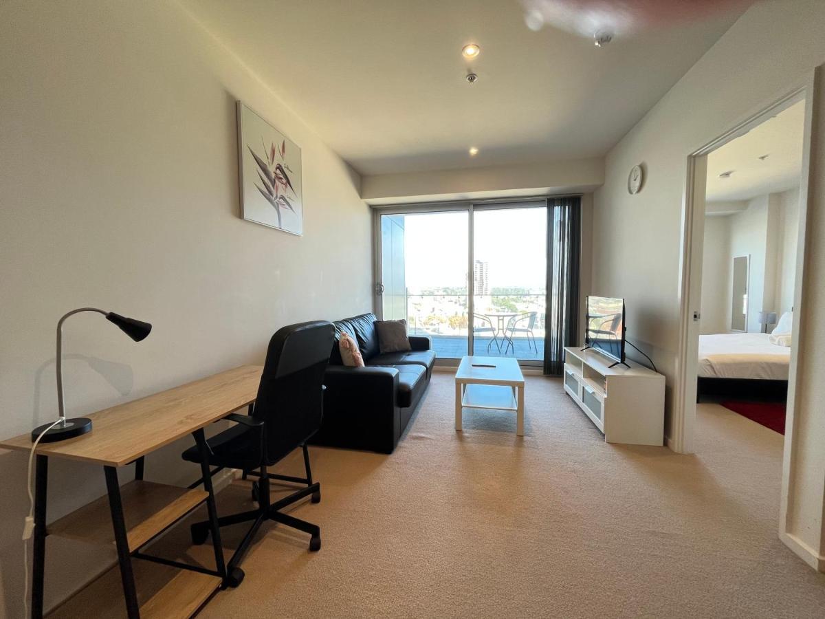 Tasha'S Apartments On Morphett Adelaide Kültér fotó
